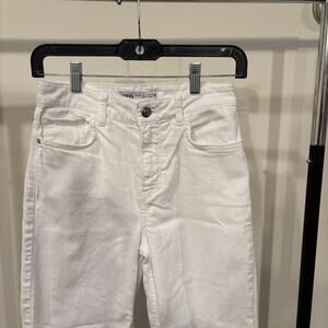 Zara Jeans Womens 4 White Straight Leg Raw Hem High Rise Denim Pants